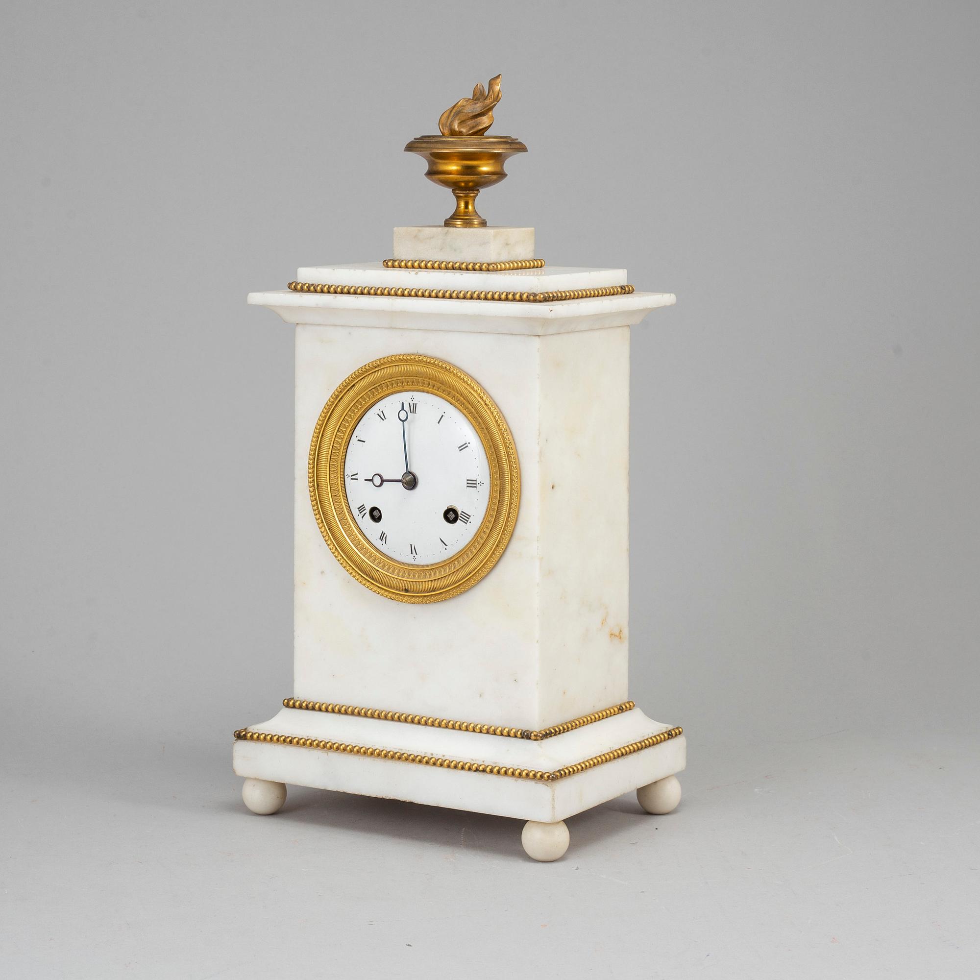 BORDSPENDYL, Empire, tidigt 1800-tal.