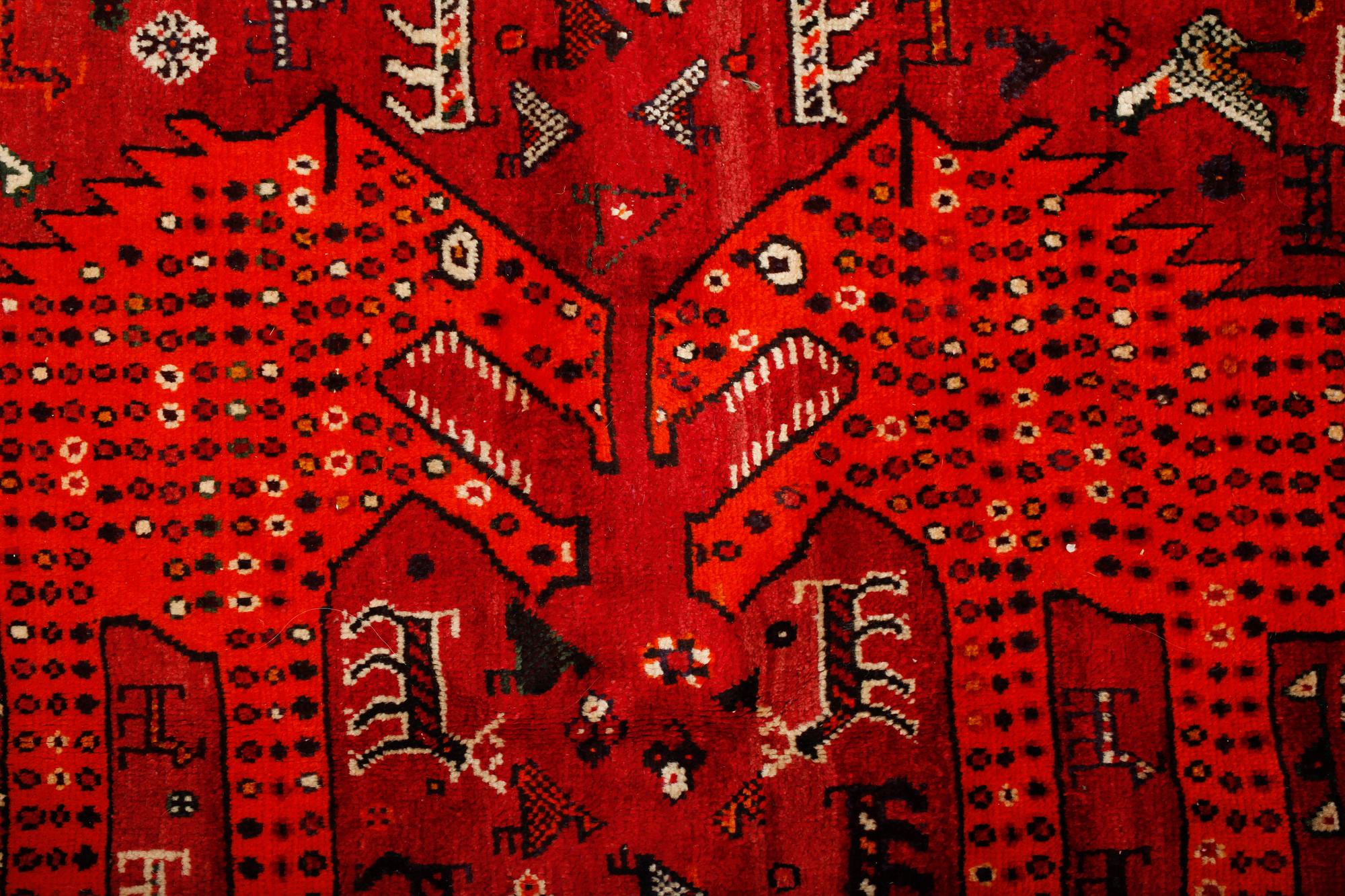 MATTA, Gashgai, sent 1900-tal, 260x165 cm.