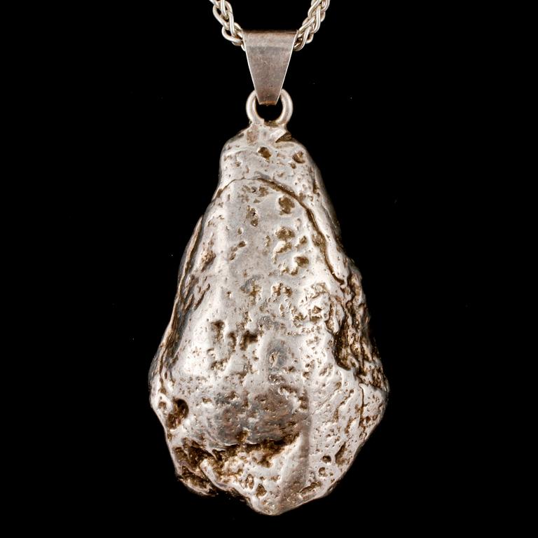 HÄNGE, silver, stämplad RCN, Halmstad, 1976. Vikt 49 g.