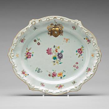 813. A famille rose armorial tureen stand, Qing dynasty, Qianlong (1736-95).