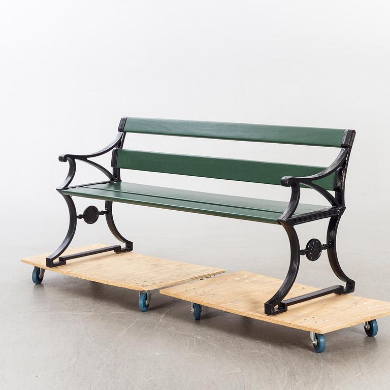 An parc bench by Folke Bensow for Näfveqvarn 'Trädgårdsmöbeln Näfveqvarn n:r 3'.