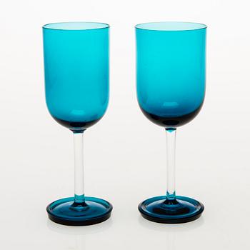 NANNY STILL A Set of 11 Harlekiini Wine Glasses by Riihimäen lasi Oy, 1950-60s.
