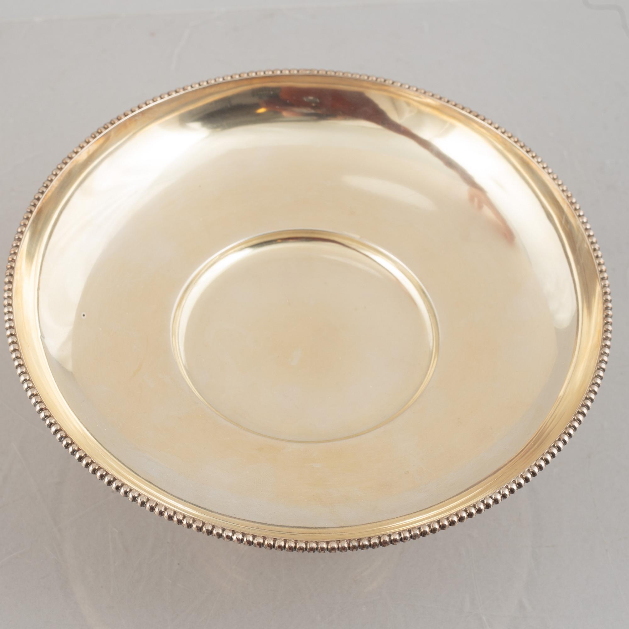 A silver bowl, Swedish import marks of Axel Larson, Helsingborg 1914.