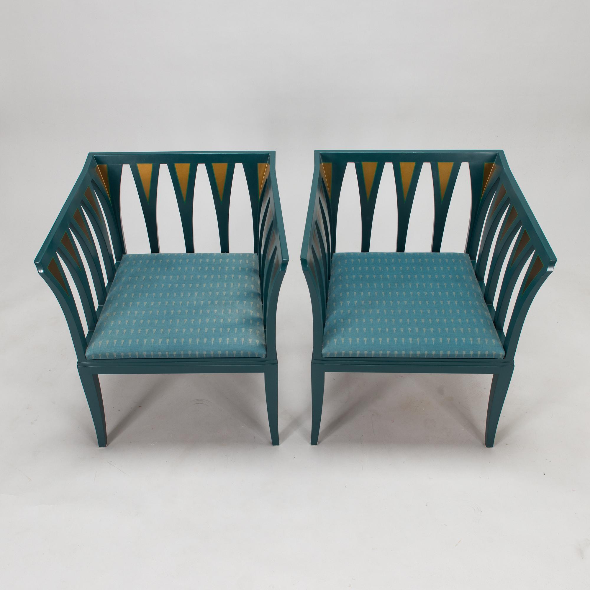 Eliel Saarinen, A pair of "The Blue Chair" armchairs Adelta, Finland 1983.