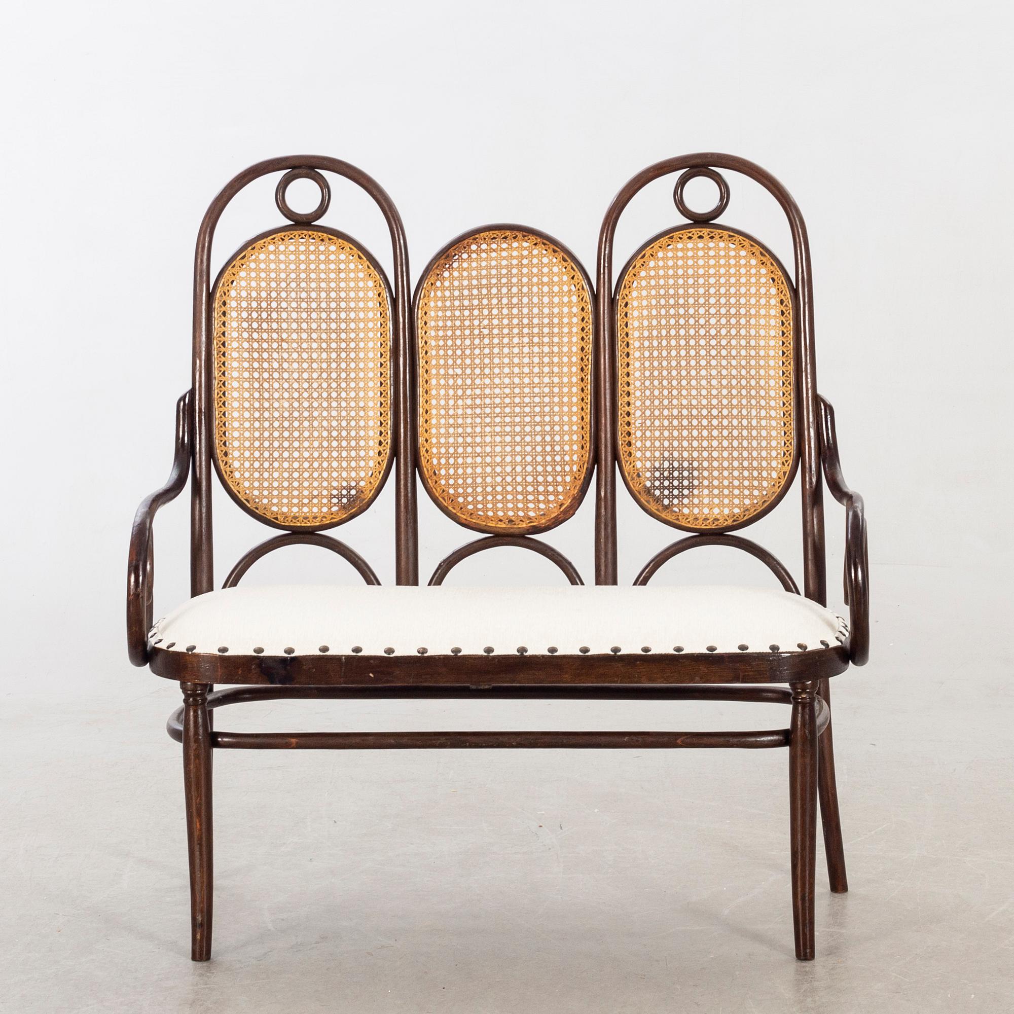 Soffa, 1900-talets första del.