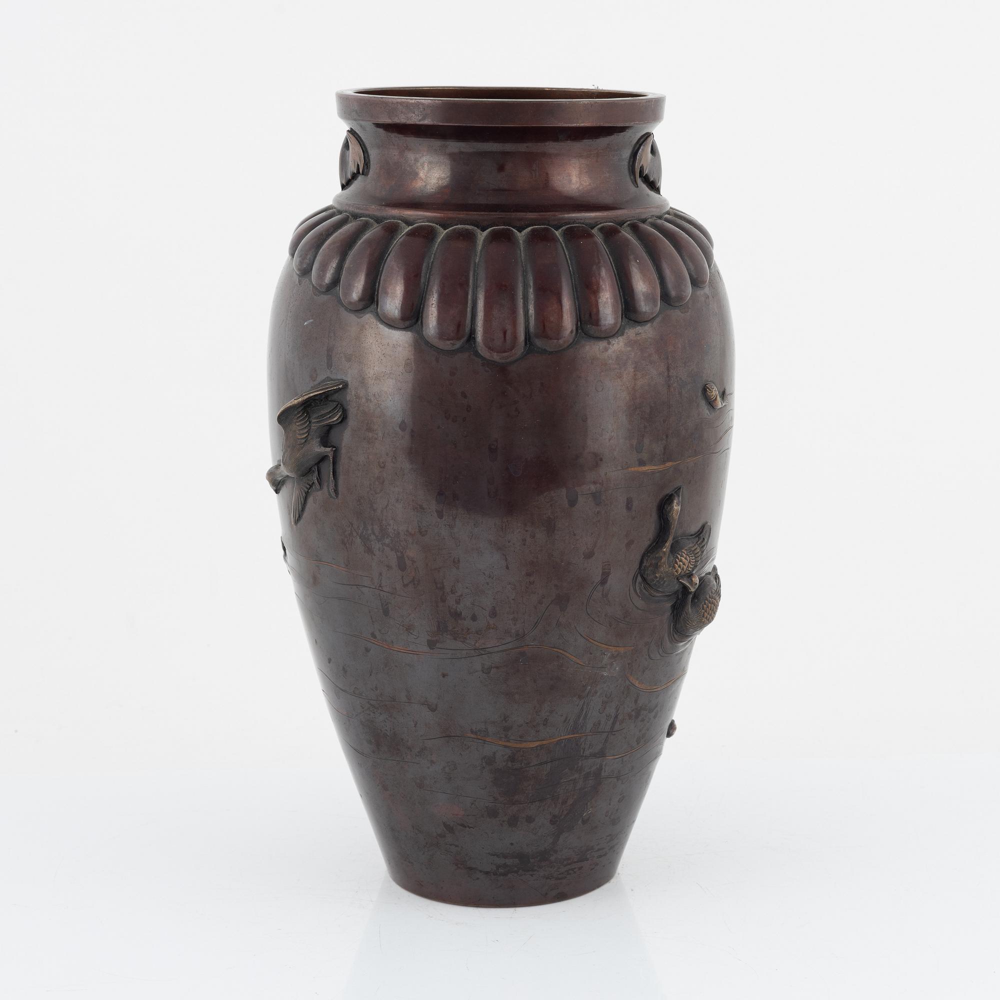 A Japanese bronze vase, early 20th Century.