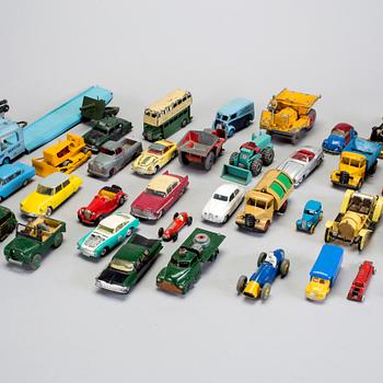 PARTI LEKSAKER, 43 delar, bland annat Tekno Denmark, Dinky Toys, 1950/60-tal.