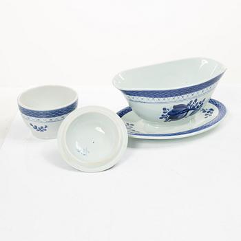 Royal Copenhagen, Dinner service, 94 pieces, earthenware, “Tranquebar”, Aluminia, Denmark.