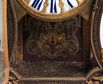 A French Régence mantel clock by Etienne Le Noir, active in Paris 1740.