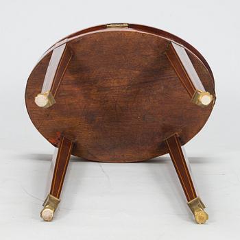 A side table, first half of the 19th century.
