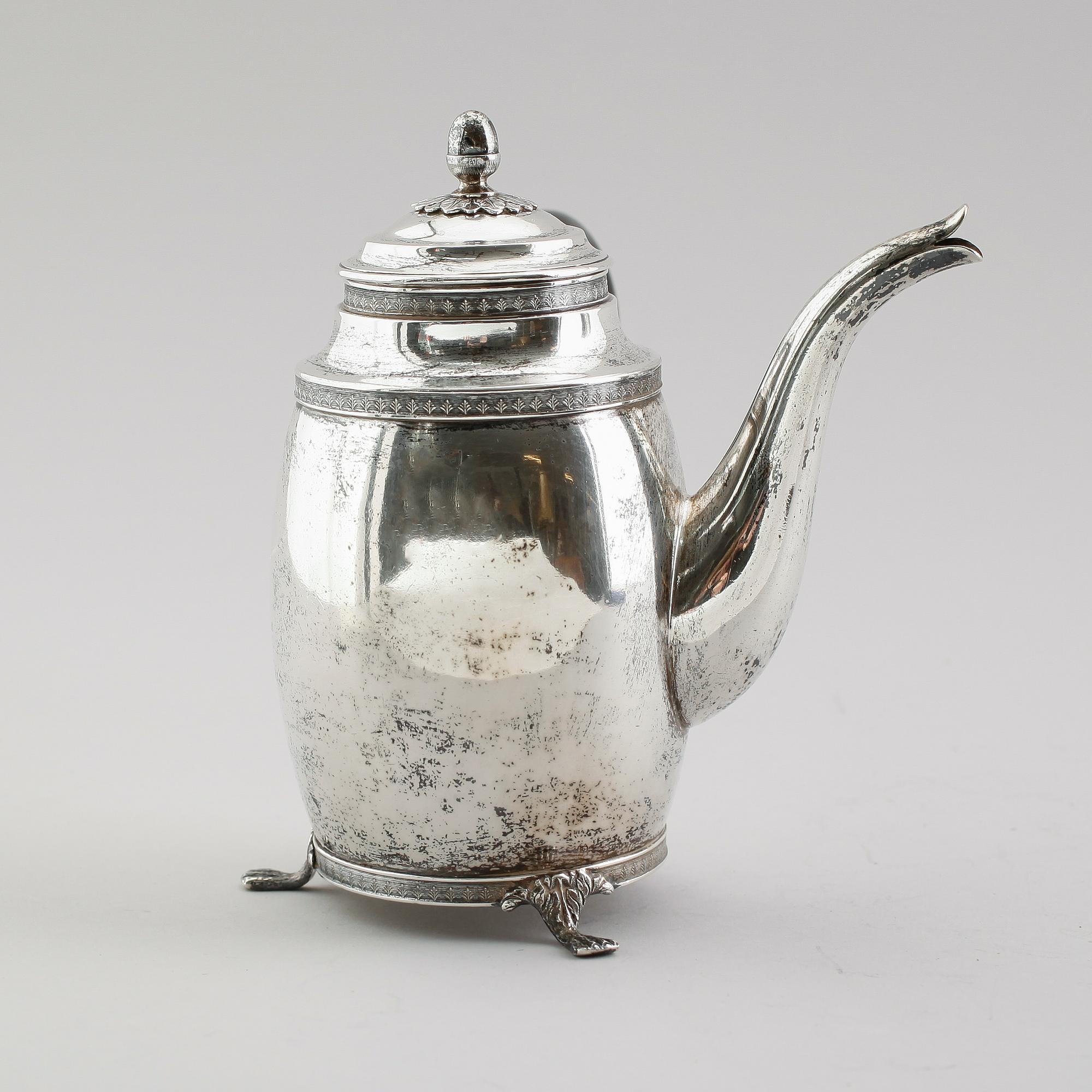 CHOKLADKANNA, silver, Johan Fredrik Björnstedt, Stockholm 1823. Vikt ca 369 gram.
