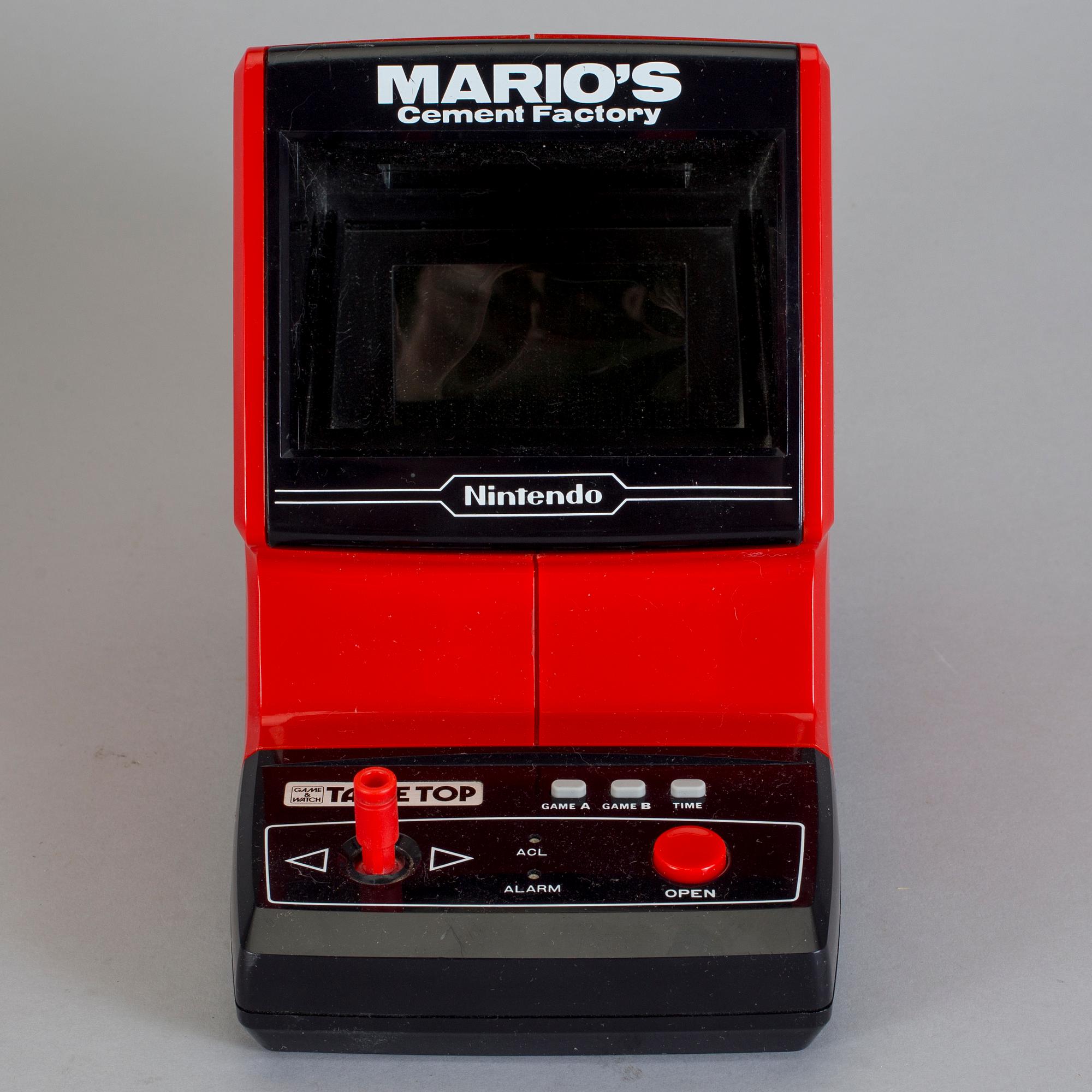 SPELKONSOL, "Mario's Cement Factory", Game & Watch table top, Nintendo, 1983.