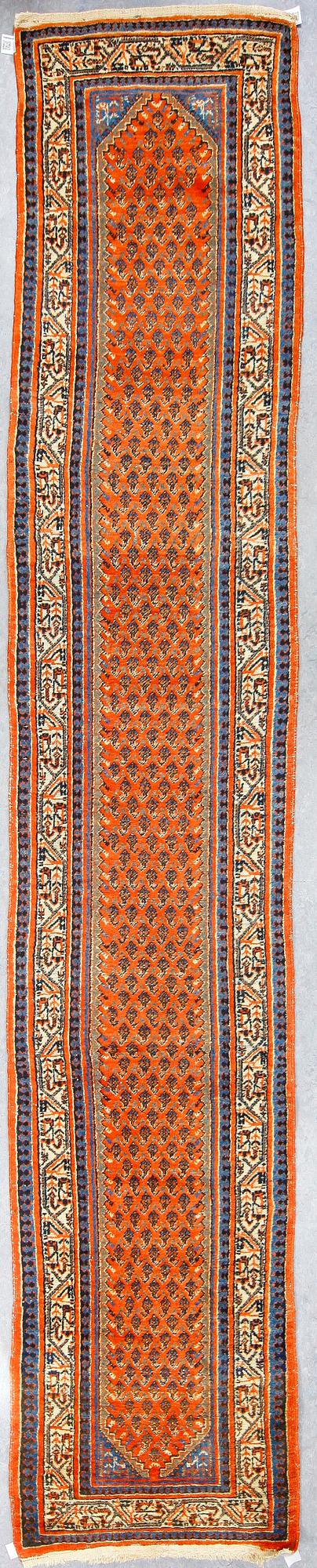 GALLERIMATTA, Serabend, ca 441x82 cm.