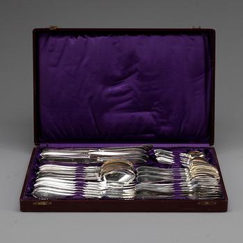 BESTICKSERVIS, 36 delar, silver, "Svensk spets", GAB, Stockholm, bl.a. 1924, vikt exklusive knivar ca 1230 gram.