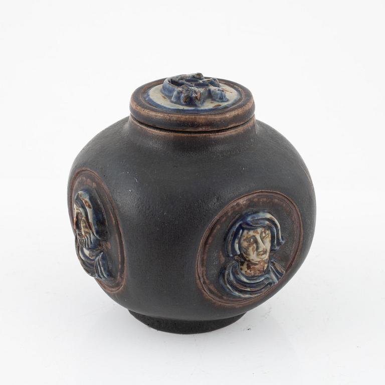 Jais Nielsen, lockurna, stengods, Royal Copenhagen Danmark, 1928.