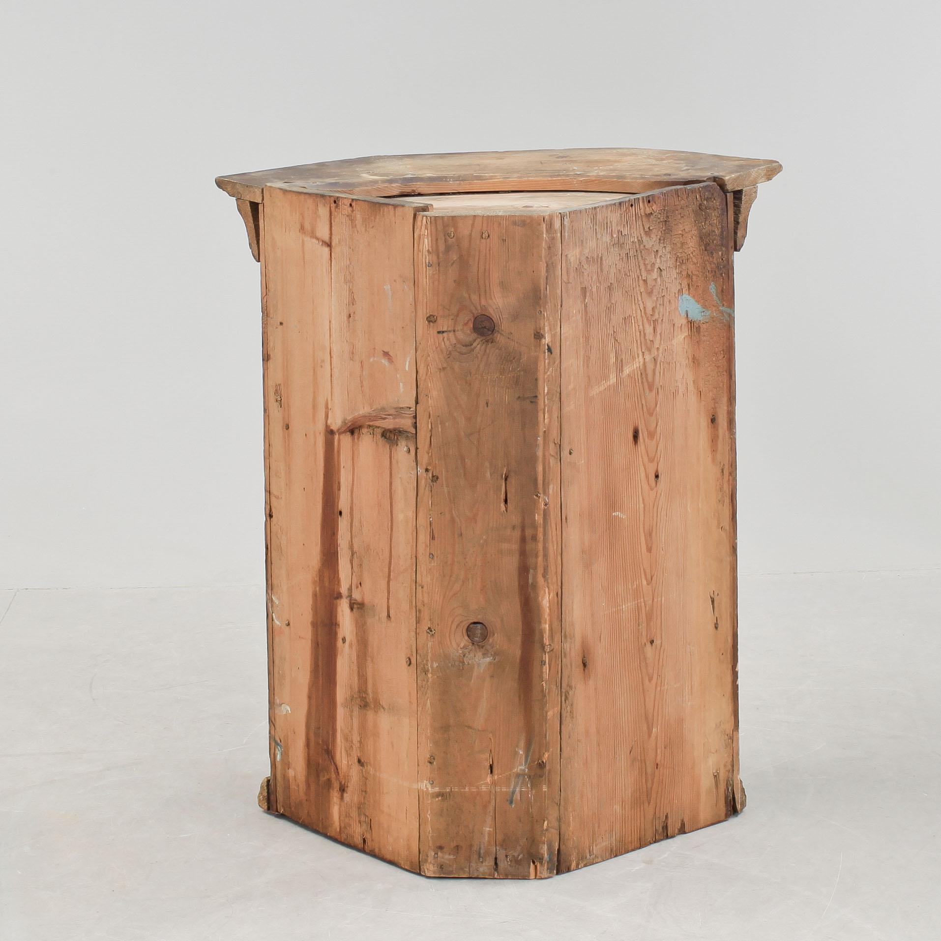 HÖRNHÄNGSKÅP, allmoge. Rättvik, dalarna. Märkt 1801.