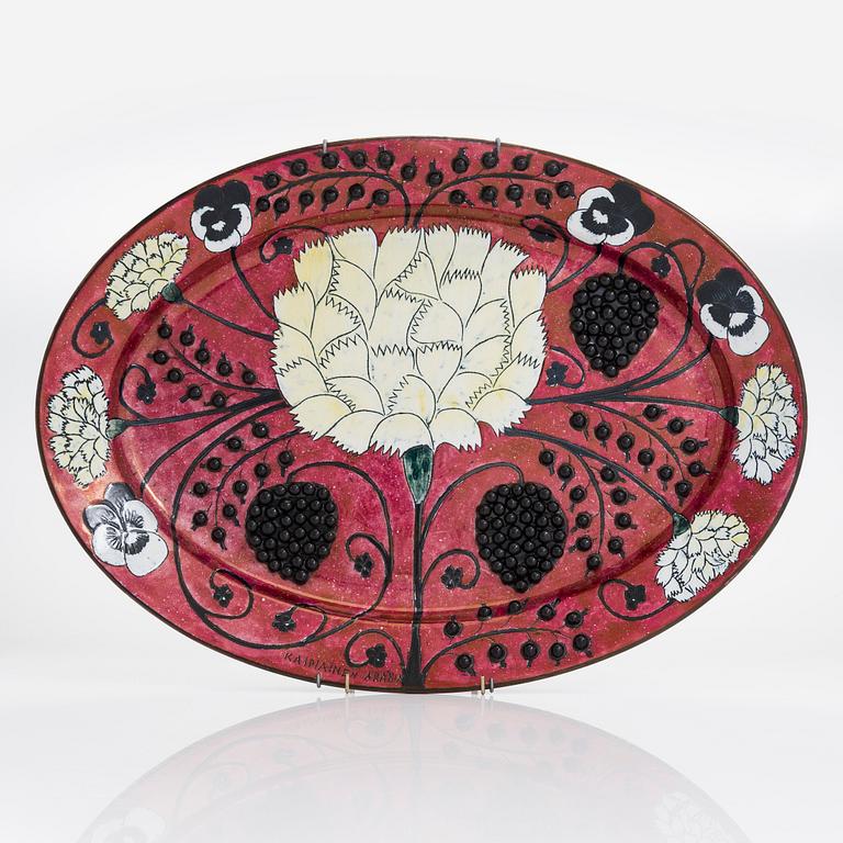 Birger Kaipiainen, a decorative ceramic plate signed Kaipiainen Arabia.