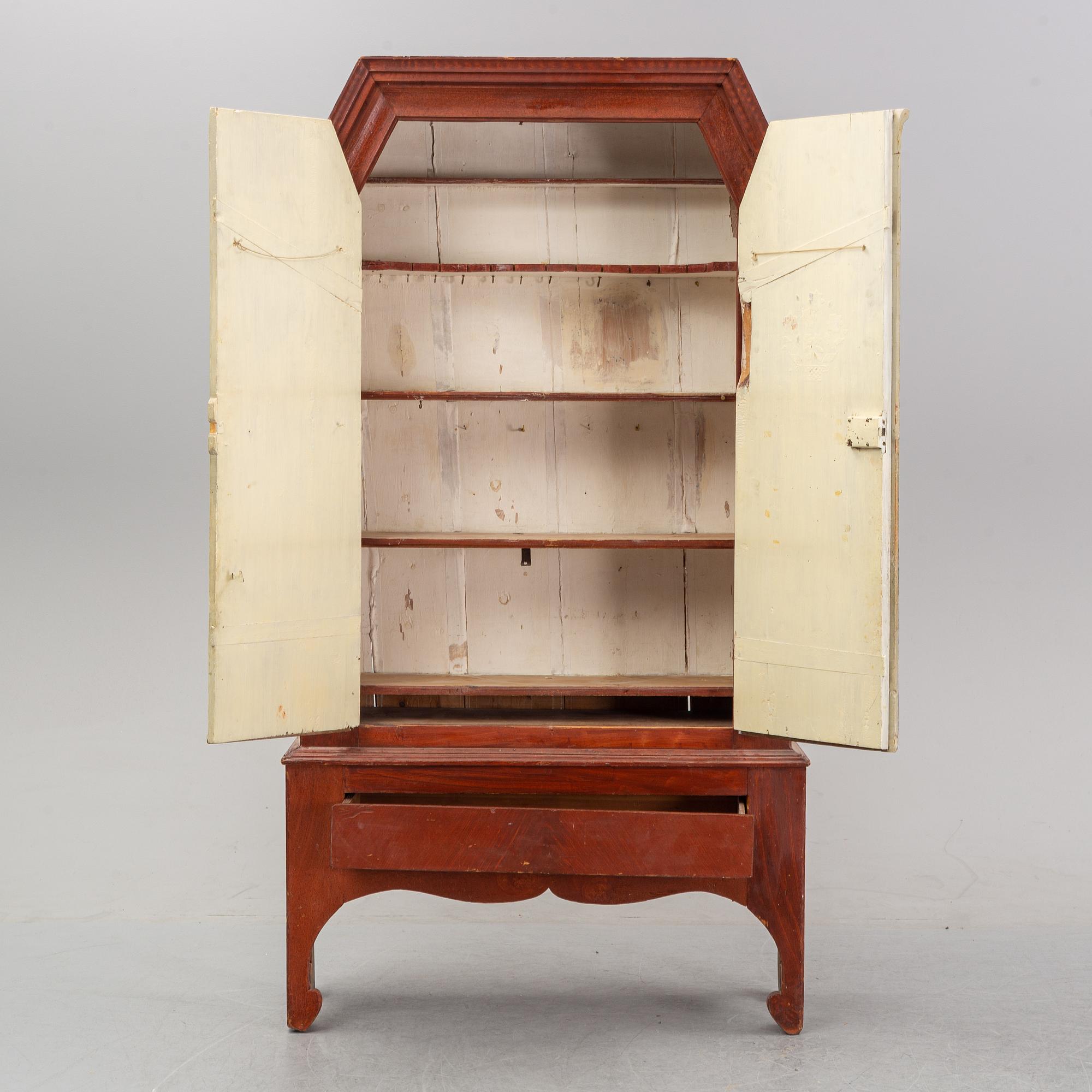 A painted cabinet from Jämtland, dated 1826.