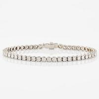 Tennis bracelet, platinum with brilliant-cut diamonds.