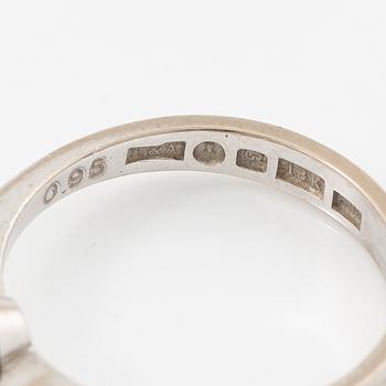 Ring in 18K white gold with brilliant-cut diamond 0.95 ct.