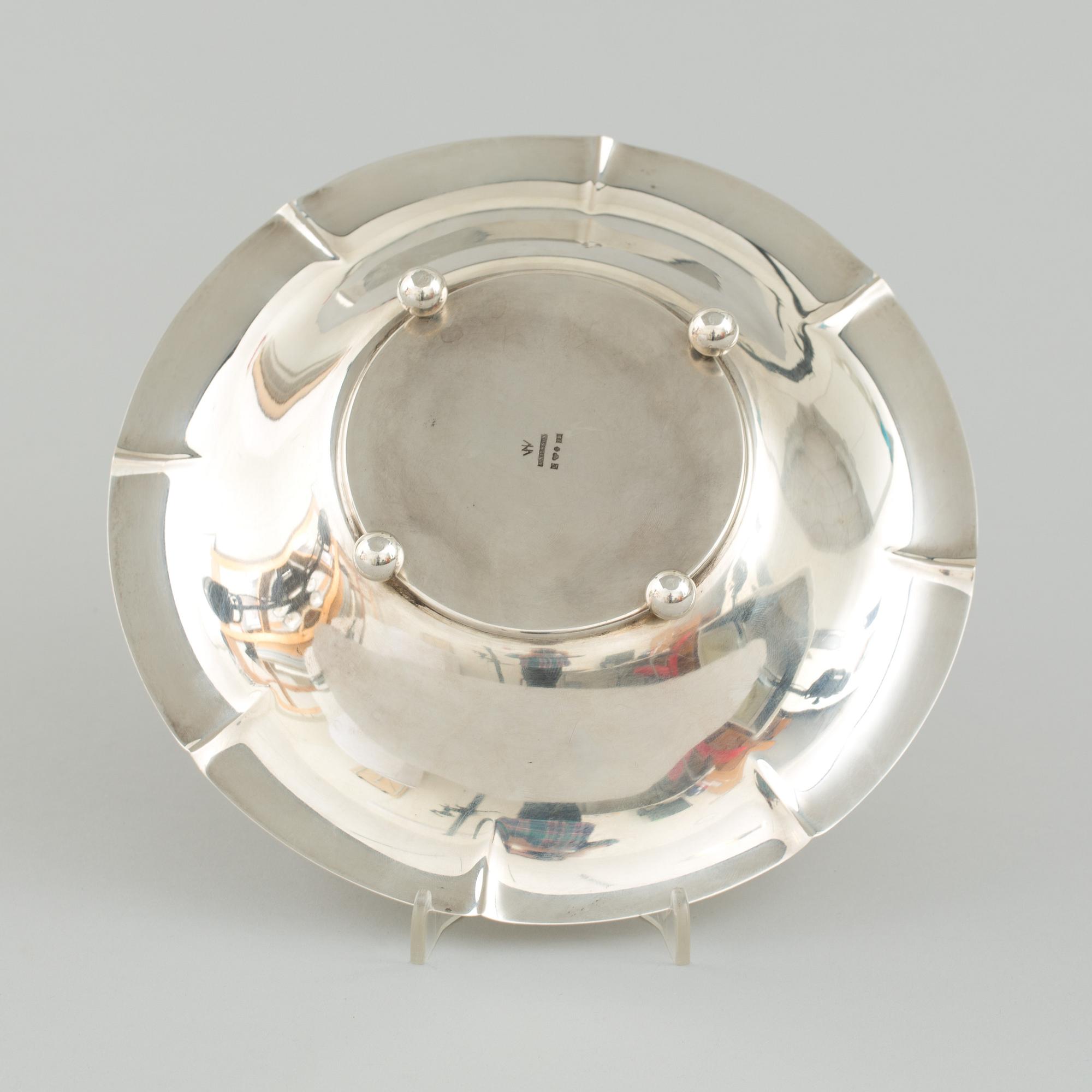 SKÅL, silver, Wiwen Nilsson. A. Nilsson, Lund, 1932. Vikt ca 250 gram.