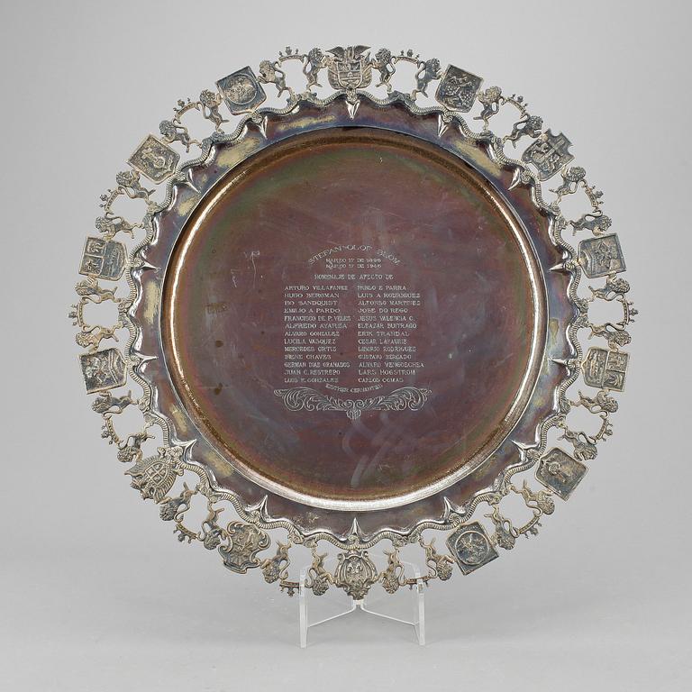 BRICKA, silver, Brasilien, ca 2090 gram.