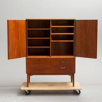 A 1950/60s mahogany veneered cabinet.