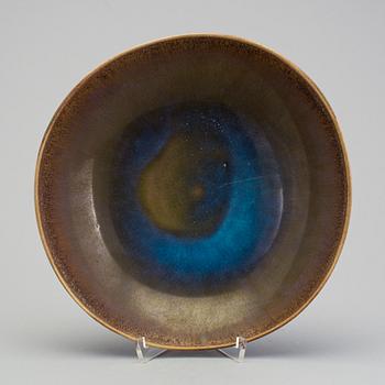 STIG LINDBERG, a stoneware bowl, Gustavsberg 1951.