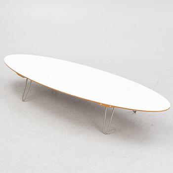 Aksel Kjersgaard, soffbord, modell 1881, Odder, Danmark.