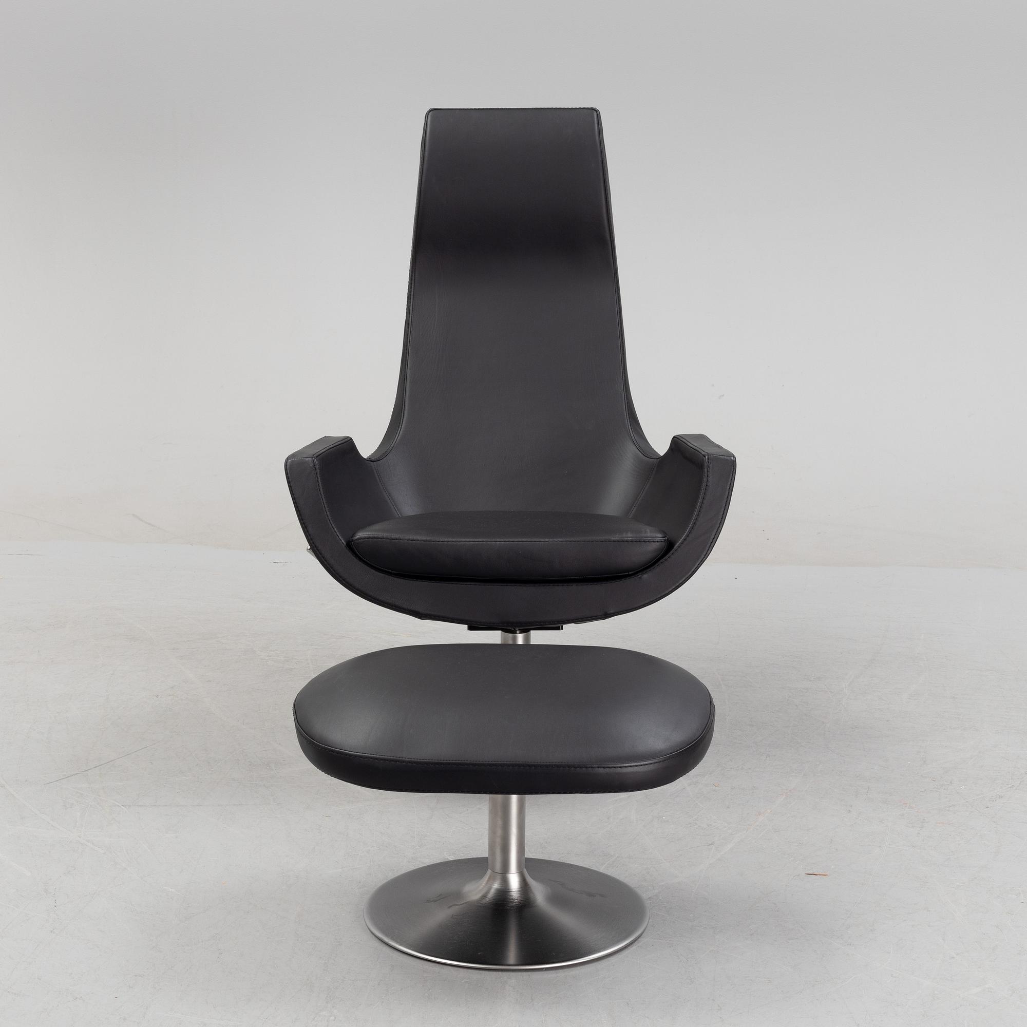 A 'Clipper' lounge chair with stool by Carl-Henrik Spak for Ire.