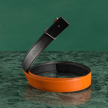 A belt by HERMÈS.