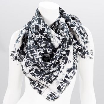 CHANEL, SIDENSCARFAR, 2 st.