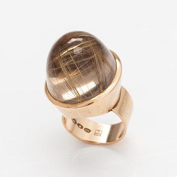 Kaunis Koru, A 14K gold and rutile quartz ring. Toivo J Toponen, Lahti 1973.