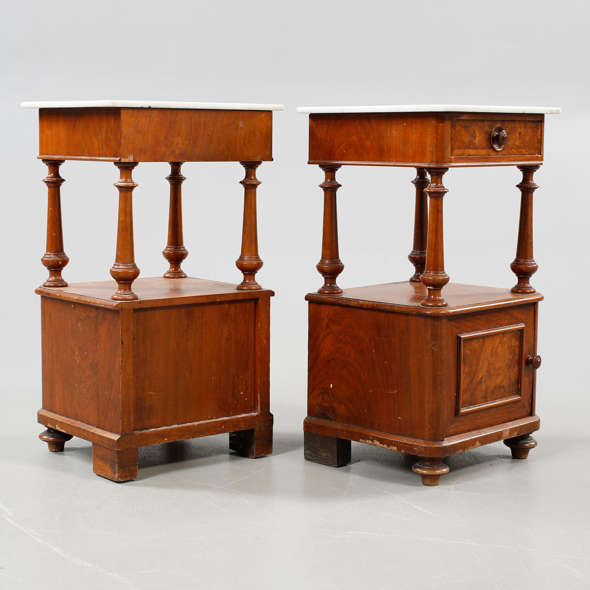 POTTSKÅP, ett par, nyrenässans, 1800-talets andra hälft.