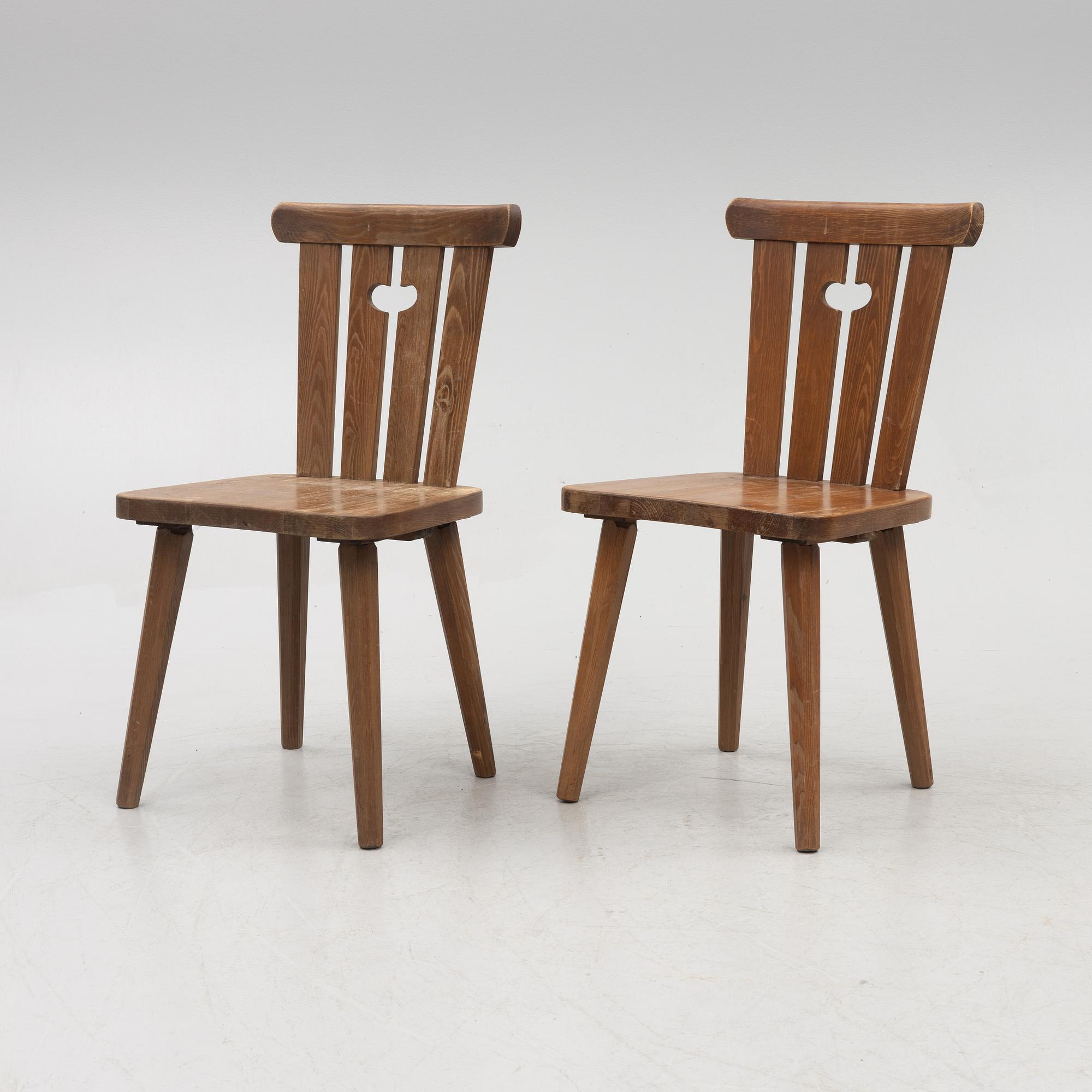 Göran Malmvall, dining table with 4 chairs, Svensk Fur, second half of the 20th century.