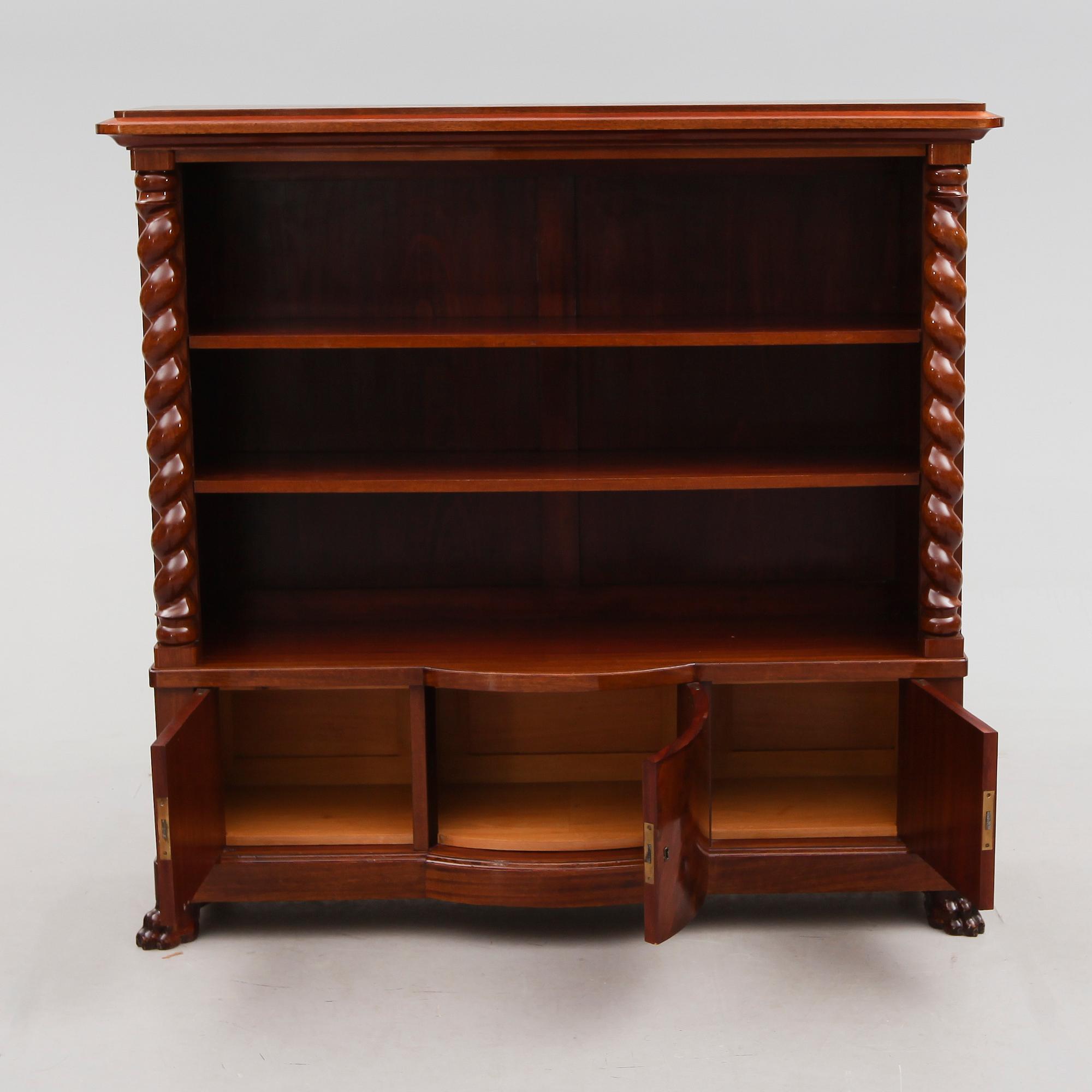 BOKHYLLA, E. Pettersson, Gefle Möbelverkstad, 1900-talets första hälft.