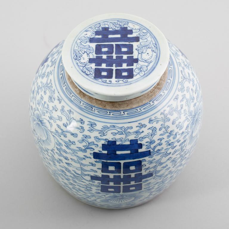 BOJAN MED LOCK, porslin, Kina, 1800-tal.