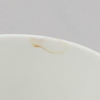 A DANISH PORCELAIN TEA SET, 22 pieces, "Musselmalet", Royal Copenhagen.
