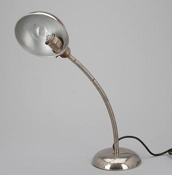 BORDSLAMPA, förnicklad metall, 1900-talets mitt.