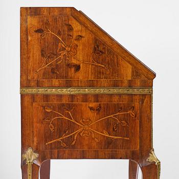 A Gustavian late 18th century secretaire attributed to Jonas Hultsten (master in Stockholm 1773-1794).