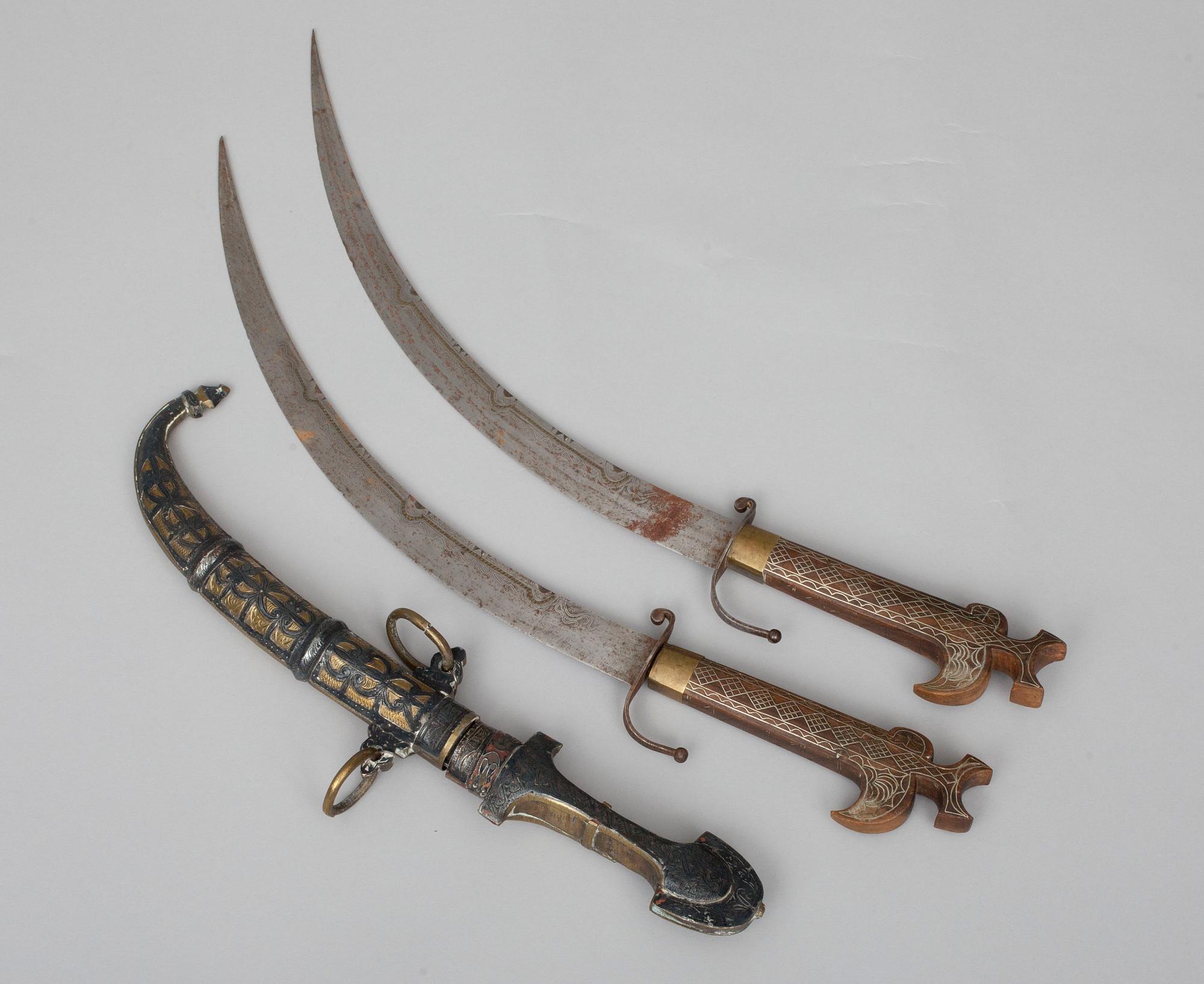 DOLKAR, 3 st, Mellanöstern 1900-talets första hälft.