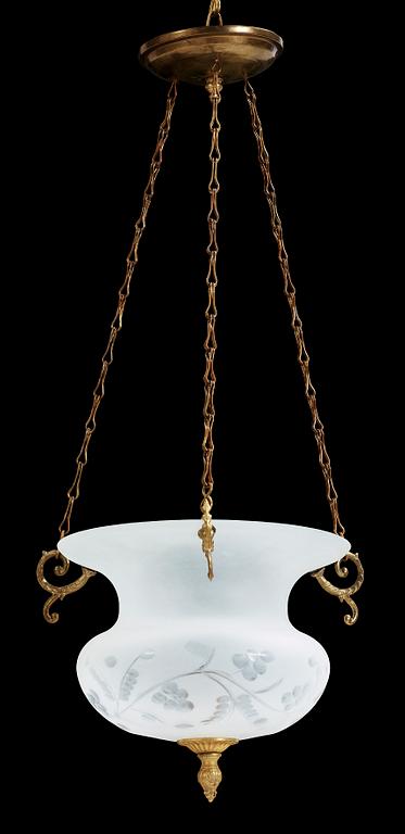AMPEL, empirestil, 1900-talets andra hälft. Höjd: 62 cm.