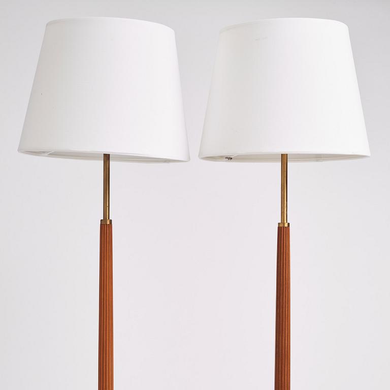 Hans Bergström, a pair of floor lamps model "522", ateljé Lyktan, Åhus 1950s.