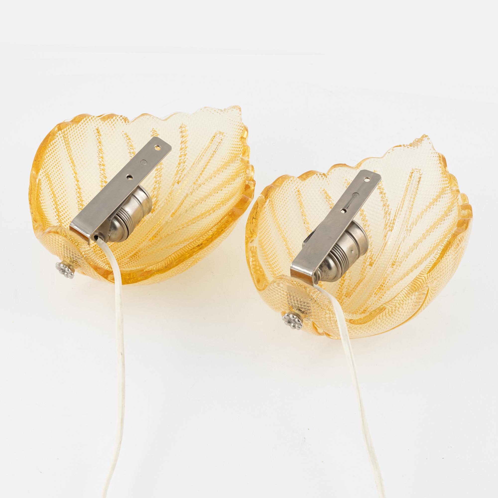 Vägglampor, ett par, Orrefors, 1900-talet mitt.