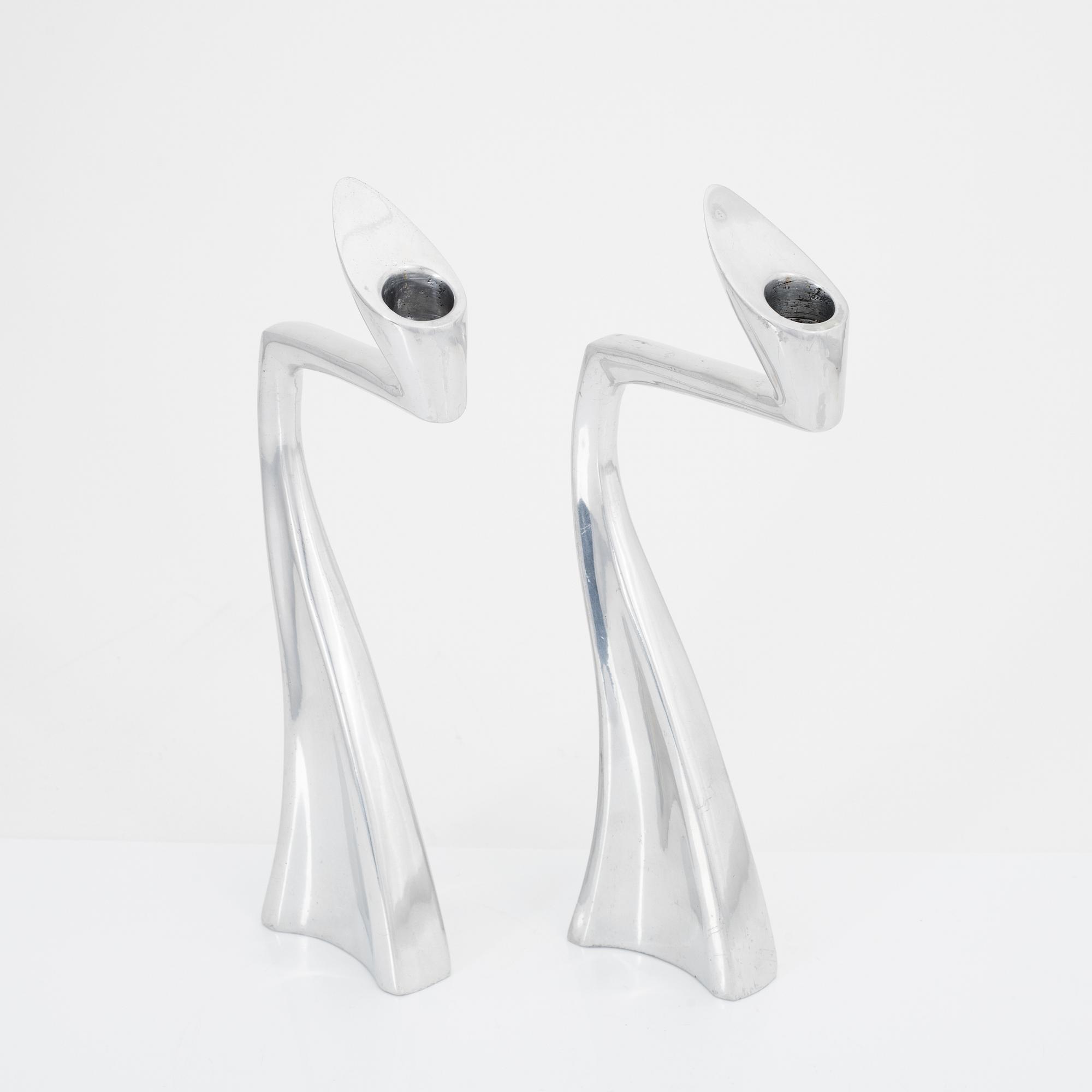 Matthew Hilton, ljusstakar, ett par, "Swan", Escapade.