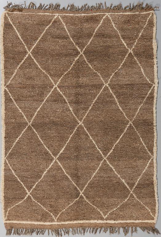 MATTA, Marocko, modern tillverkning, 232 x 155 cm.