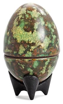 866. A Hans Hedberg faience egg, Biot, France.