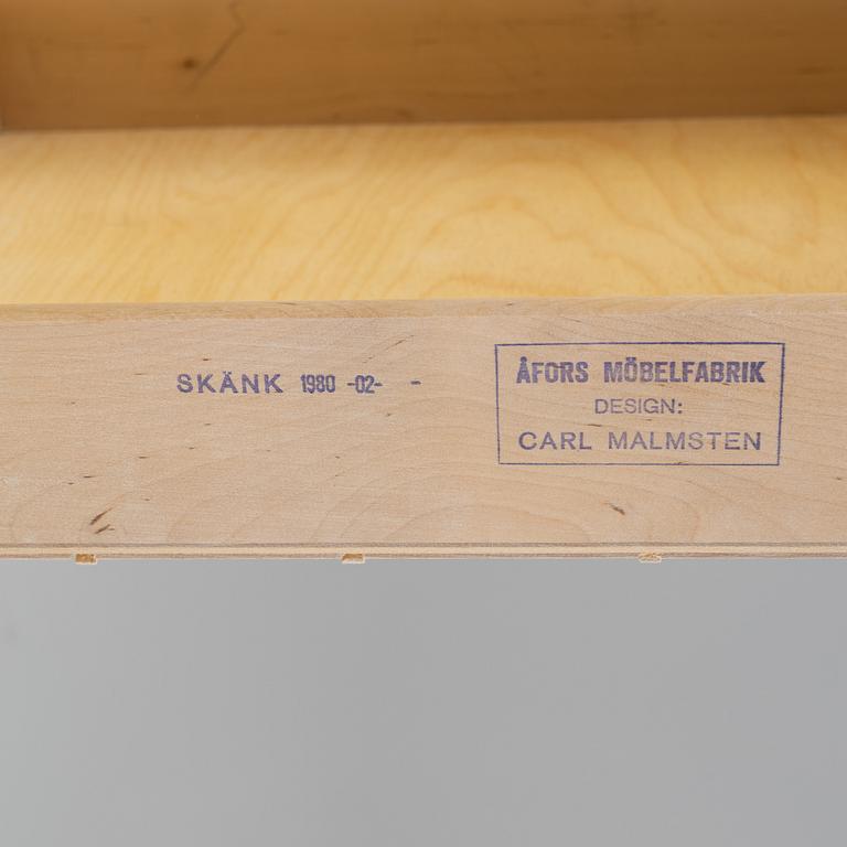 Carl Malmsten, sideboard, "Herrgården", Åfors Möbelfabrik, daterad 1980.