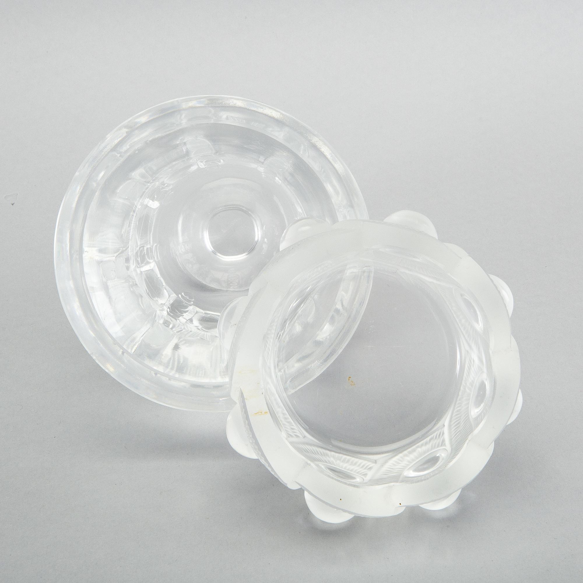 Lalique, skål på fot samt skål, glas, Frankrike, 1900-talets andra hälft.