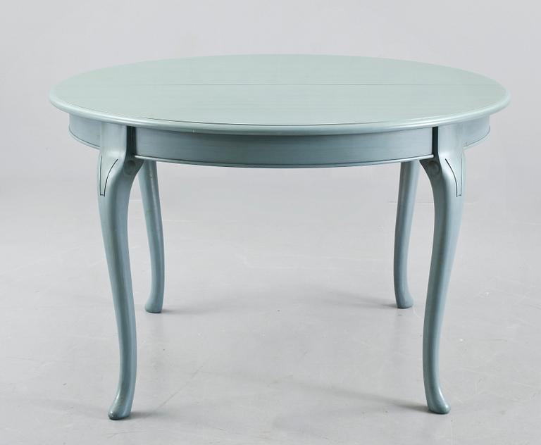 MATSALSGRUPP, 7 delar,  Rokokostil, K A Roos möbler och Inredningar AB, Kulla Gunnarstorp.  Sekelskifte 1900/2000.